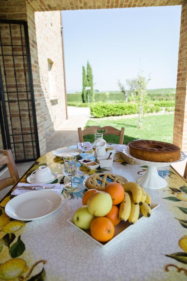 Podere San Giuseppe Bed & Breakfast Castiglione del Lago Exterior foto